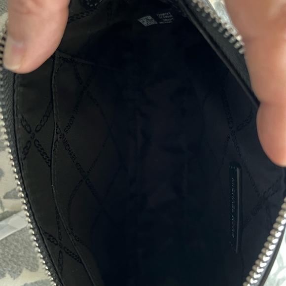 Michael Kors Empire Medium Chain Shoulder Bag - Picture 8 of 9